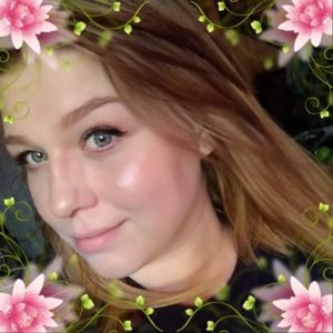 Meet your Posher, Ivy